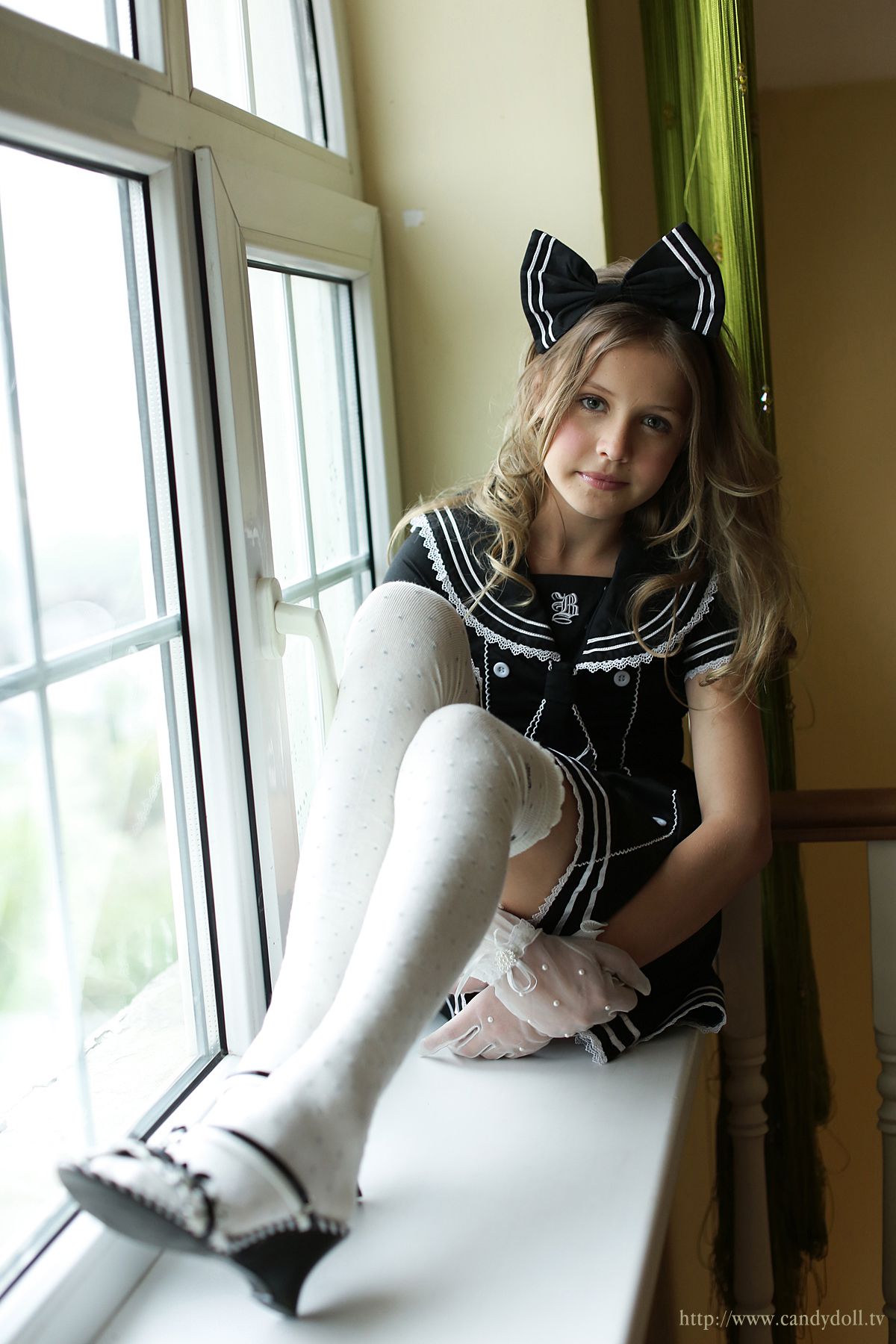 MikaS精美套图第四弹(100P)