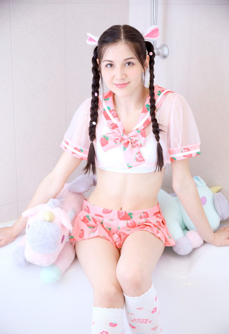 Renata L精品写真视频第六弹